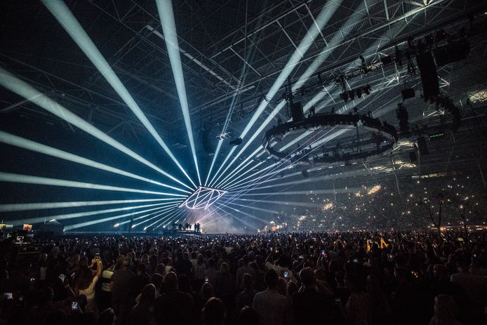 GelreDome wil ook concerten met dak open | Arnhem | gelderlander.nl
