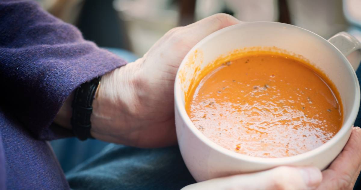 Do you need more food (and more calories) in the cold months? This says