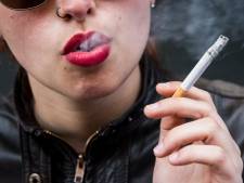 Van Rijn bezorgd: Studenten roken en drinken veel te veel