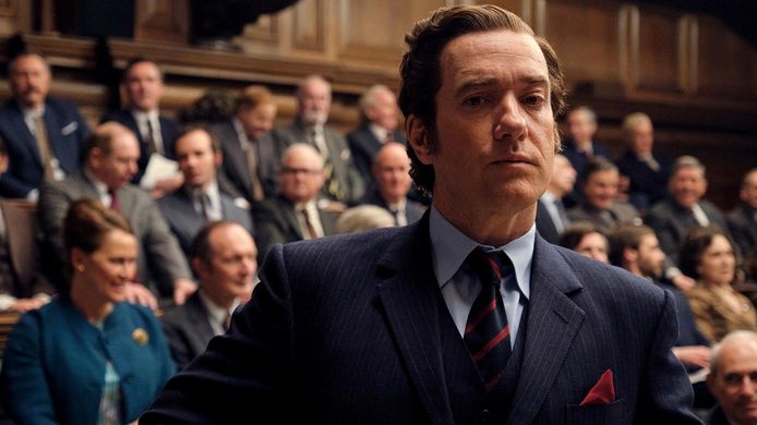 Matthew Macfadyen (John Stonehouse).