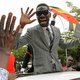 Dit is Bobi Wine, de gearresteerde 'Ghetto President' die Oeganda in rep en roer zet