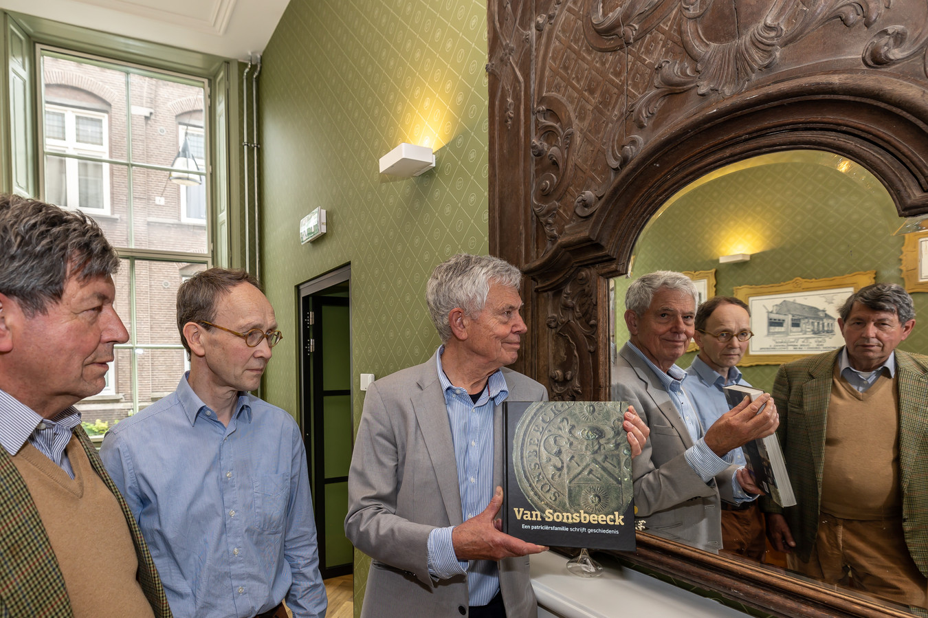 Zij doken in de levens van hun beroemde voorouders in Zwolle broer