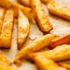 Zijn snacks en friet uit de oven gezonder dan uit de frituur?