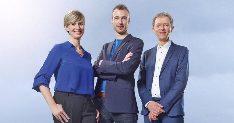 Het weer - VRT - Sabine Hagedoren, Bram Verbruggen en Frank Deboosere Beeld VRT