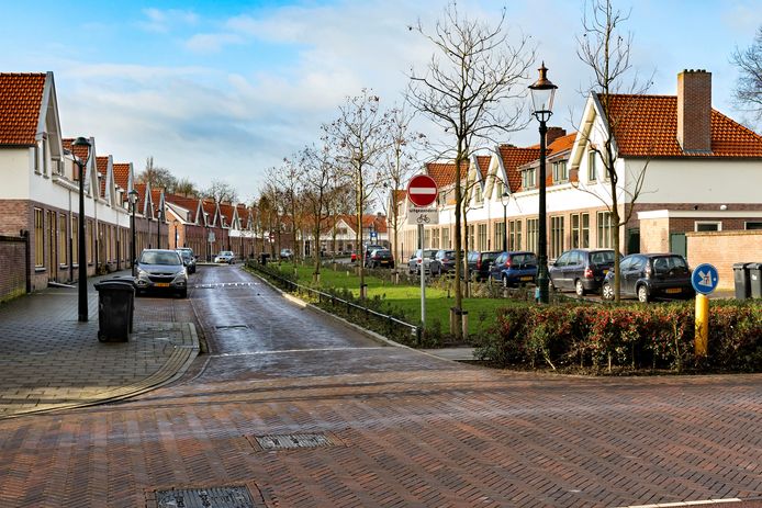 De Hulstlaan, met lantaarn, nu.