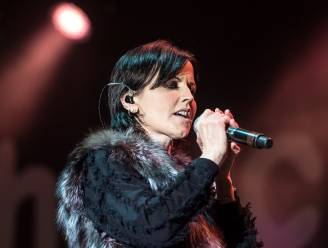 Fans nemen afscheid van Dolores O'Riordan