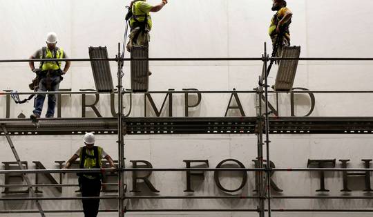 Amerikaanse regering verliest rechtszaken rond nationale parken en Kennedy Center: Trumps naam wordt van het gebouw gehaald