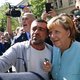 'Merkel, schrik niet terug voor de macht'