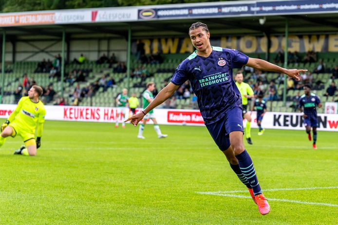 Fodé Fofana scoorde afgelopen week bij Jong PSV in het duel met FC Dordrecht.