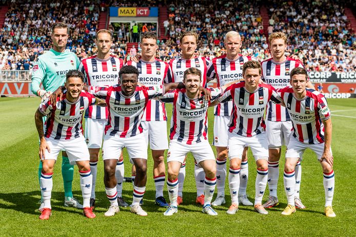 Omgaan met Kom langs om het te weten Ongelofelijk Willem II-trainer Hofland heeft de puzzel bijna gelegd, onder voorbehoud |  Willem II | bd.nl
