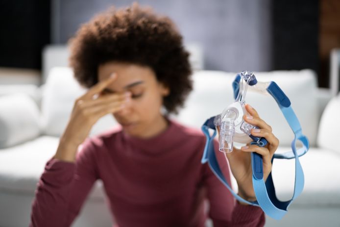 In apneuapparaten van Philips kan isolatieschuim afbrokkelen, met mogelijke gezondheidsproblemen voor gebruikers als gevolg. Philips moet in totaal 5,5 miljoen apparaten vervangen.