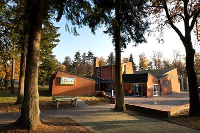 Situatie gemeenschapscentrum De Schakel is onhoudbaar; ‘Letterlijk dweilen met de kraan open’