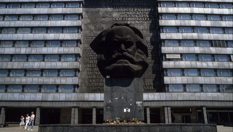 ExOostDuitsers willen Karl Marx op kredietkaart De