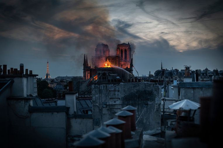 De Notre-Dame, maandagavond. Beeld Getty Images