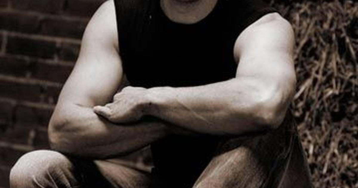 Erik Pullen haalt kalender stoere boeren