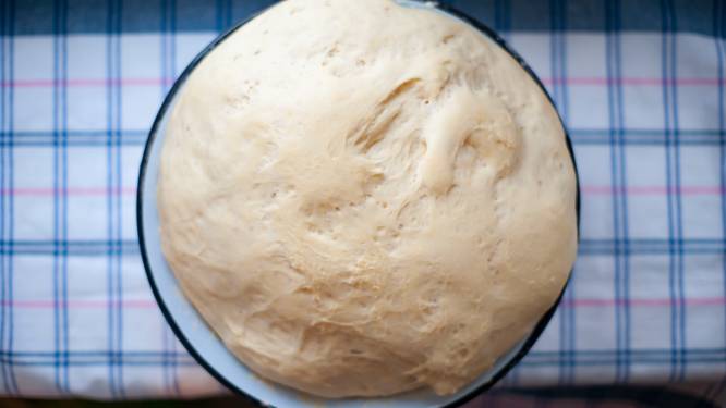 Zo zorg je voor een perfect zelfgebakken brood: 'Strooi gist nooit op zout'