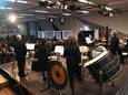 Drumband Koninklijke Harmonie Nut en Vermaak tijdens het Onderling Muziek Toernooi in het Koutershof in Rijsbergen