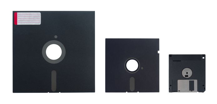 De drie verschillende groottes van diskettes: 8 inch, 5,25 inch en 3,5 inch.