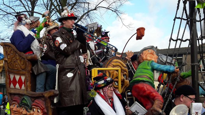 Optocht Halsteren