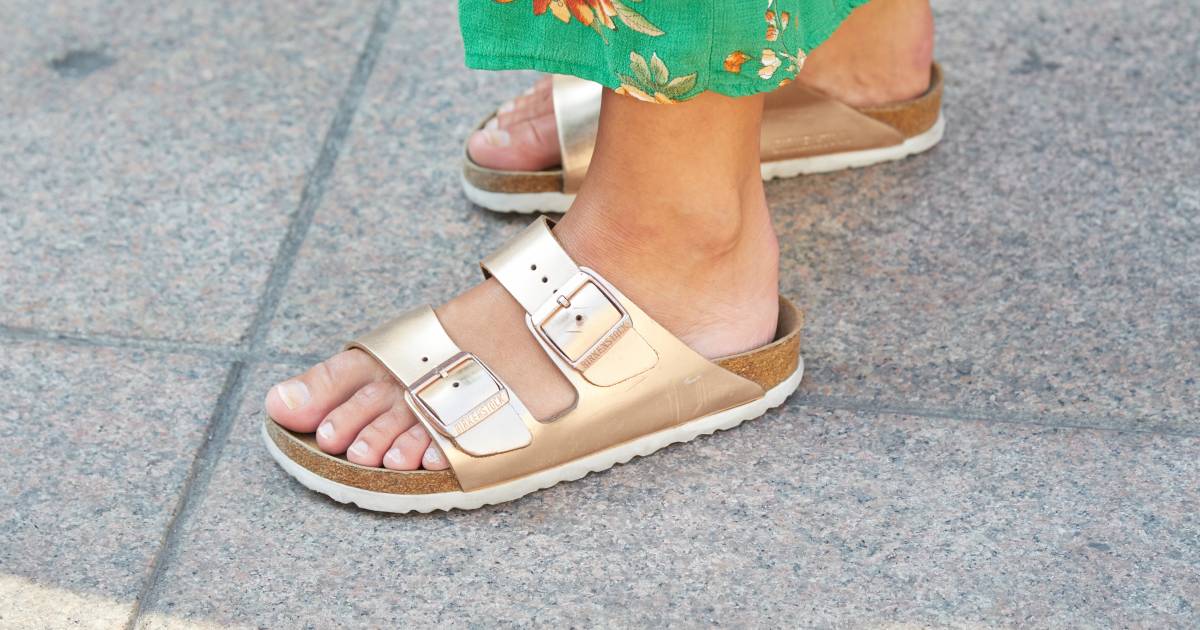 Birkenstock Arizona populairste schoen in coronatijden Maar wel nefast voor je voeten Mode Beauty hln.be