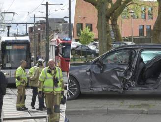 Ongeval tussen tram en auto op Sint-Bernardsesteenweg