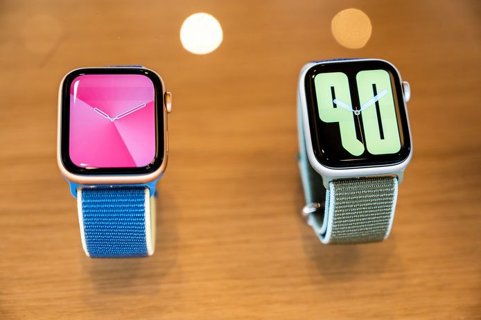 Apple heeft twee nieuwe Apple Watches gepresenteerd. Zo is er de nieuwe Apple Watch Series 6 en een goedkope variant van het slimme klokje. Die heet Watch SE. De nieuwe producten zijn tijdens een speciale presentatie onthuld.