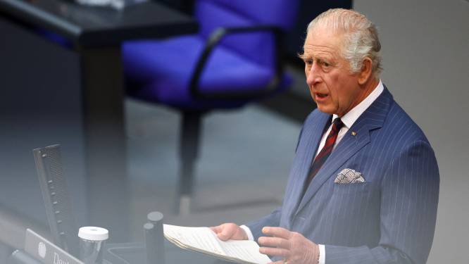Koning Charles spreekt parlement in het Duits toe: ‘Russische invasie bedreigt veiligheid Europa’