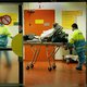 'Arts moet meer praten en minder behandelen'