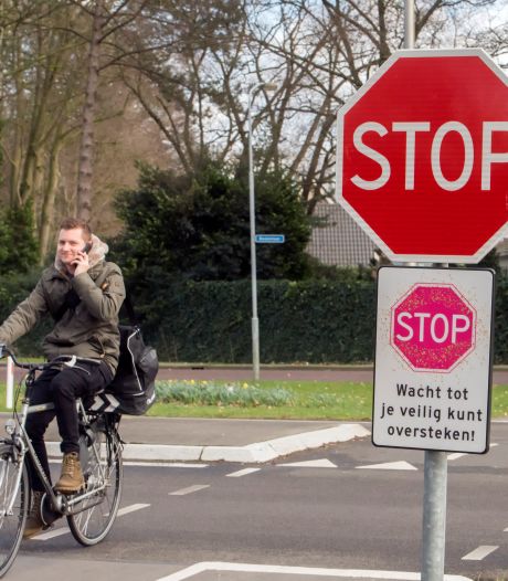 Fietsers in Putten moeten genoegen nemen met smalle oversteek op ongelukskruising