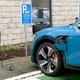 Aantal laadpalen voor elektrische auto’s in Brusselse straten verdubbelt dit jaar