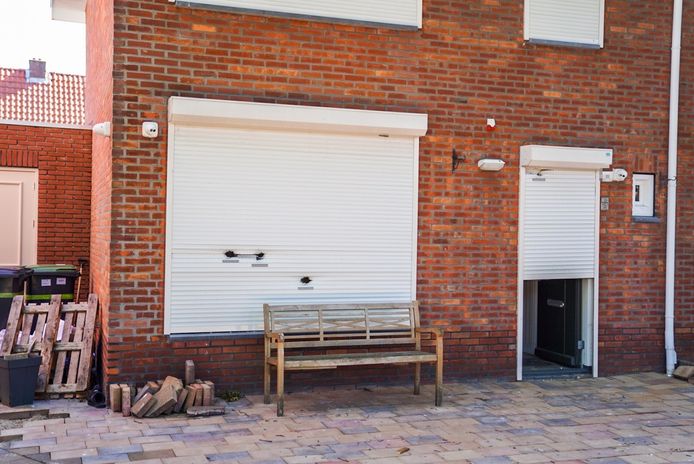 De beschoten woning in Helmond.