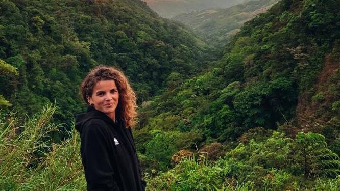 Lotte (25) ging van materialist naar minimalist: ‘Leef vanuit handbagage van nog geen tien kilo’