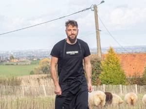 Un ancien finaliste de Top Chef ouvre son premier restaurant à Bruxelles: “Une superbe histoire” 