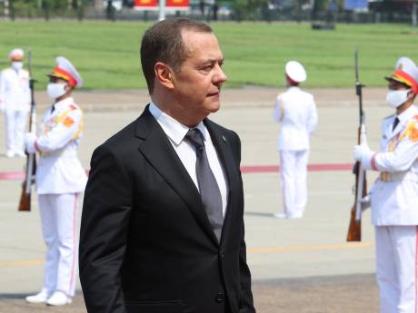 Medvedev: “Le conflit en Ukraine pourrait durer des décennies”
