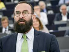 Un eurodéputé hongrois reconnaît sa participation au gang bang clandestin interrompu à Bruxelles