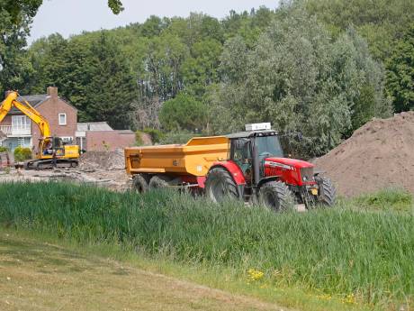 Vervuilde grond maakt plaats voor vijftig woningen in Abbenbroek