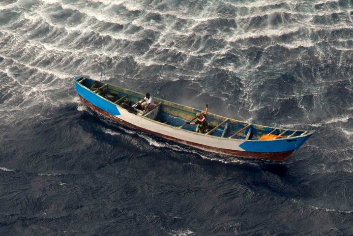 Archiefbeeld uit 2021, toen was ook al een migrantenboot in de problemen gekomen voor de kust van de Canarische eilanden.