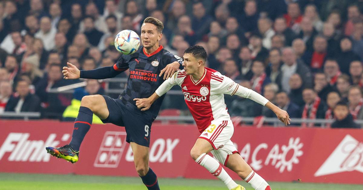 LIVE premier league Ajax and PSV compete in a squatter for important