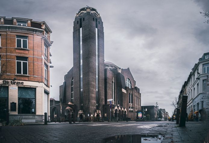 Sint-Laurentiuskerk in de Van Schoonbekestraat