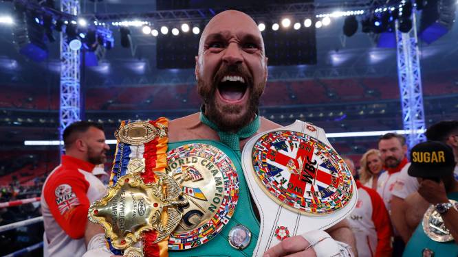Tyson Fury gaat na meedogenloze knock-out op uitzinnig Wembley ongeslagen met bokspensioen