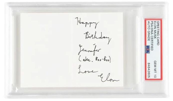 De verjaardagskaart die Jennifer Gwynne kreeg van Elon Musk (achterkant).