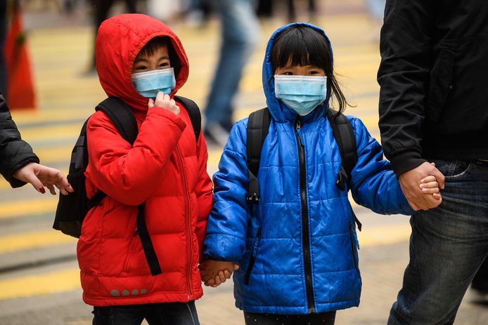 Bij de data over de besmettingen valt één ding op: het virus treft amper kinderen.