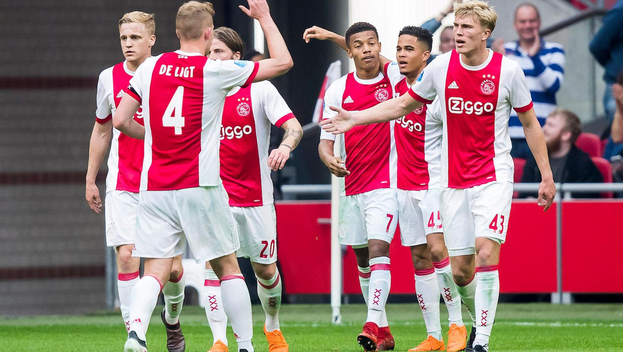 Ajax Trekt Minimale Winst Na Uur Over De Streep Het Parool