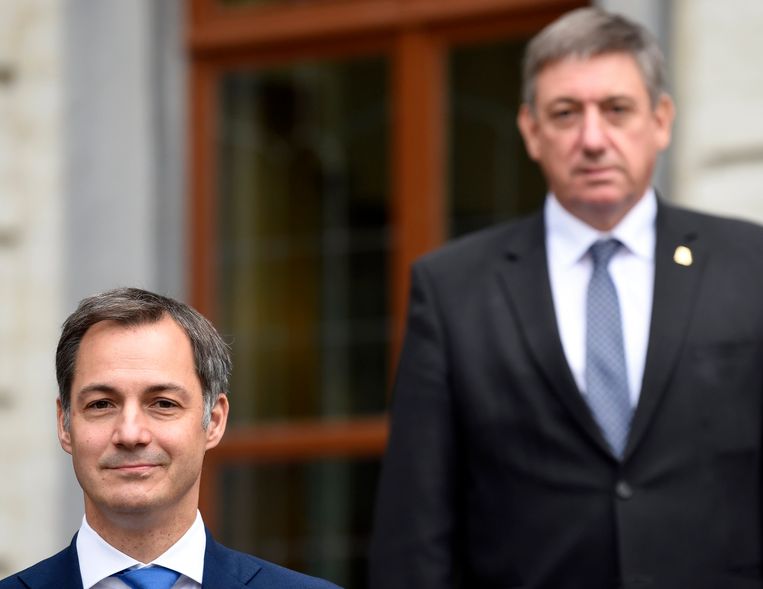 Alexander De Croo (premier federale regering) en Jan Jambon (Vlaams minister-president).  Beeld Photo News