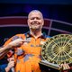 Van Barneveld neemt afscheid van dartcarrière in ‘Barney Dome’