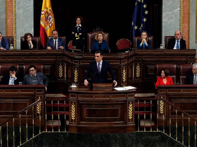 Catalaanse separatisten blijven ondanks afzetting premier bij onthouding en maken nieuwe Spaanse regering mogelijk