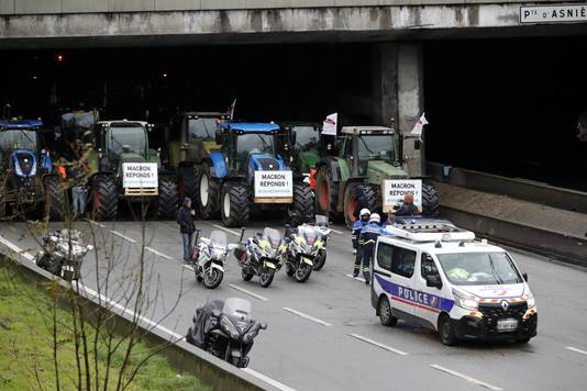 De acties leiden tot grote drukte op de wegen rond Parijs.