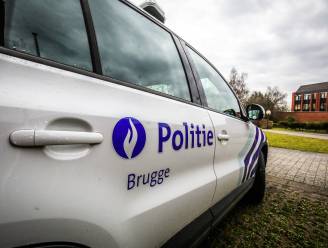 Politie rukt massaal uit voor melding van leerling (15) met wapen aan schoolpoort in Brugge