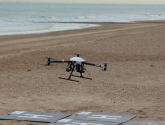 Primeur voor kust: test van drone-assistentie bij reddingsoperaties op de Noordzee