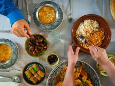 Duizenden maaltijden voor minderbedeelden tijdens ramadan: ‘We beginnen met buren die behoeftig zijn’